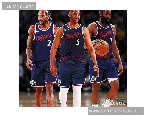 快船与热火激战正酣NBA赛场上演精彩对决引发球迷热议